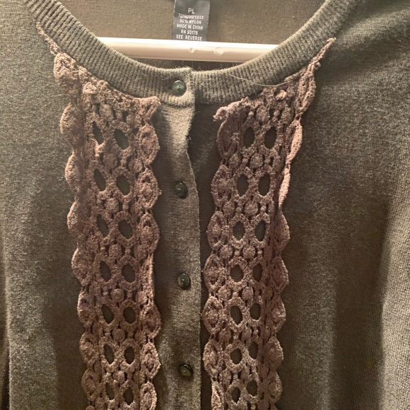 Brand new, Cardigan in olive color with olive embroidery.size : - Picture 5 of 15